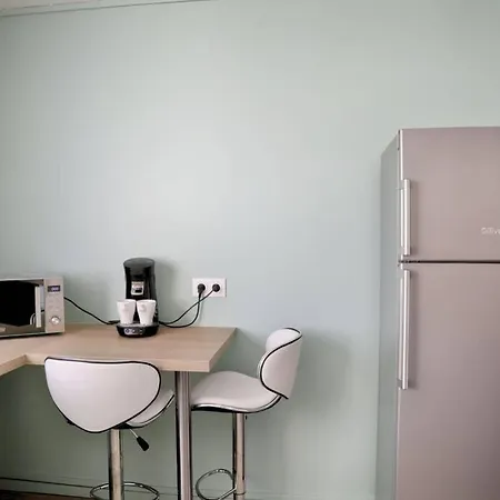Appart 4 Chambres Ideal Famille Ou Professionnel Apartamento Bihorel